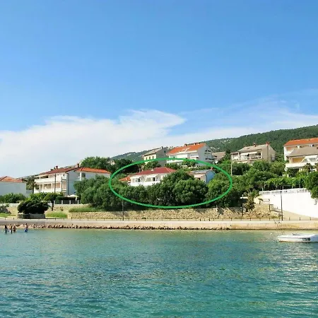 And Lanca Guest house Banjol