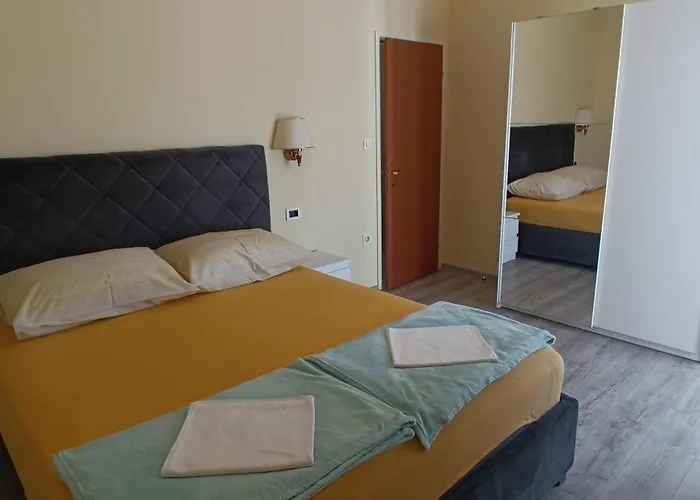 Apartments&rooms Lanča Gasthuis 3*