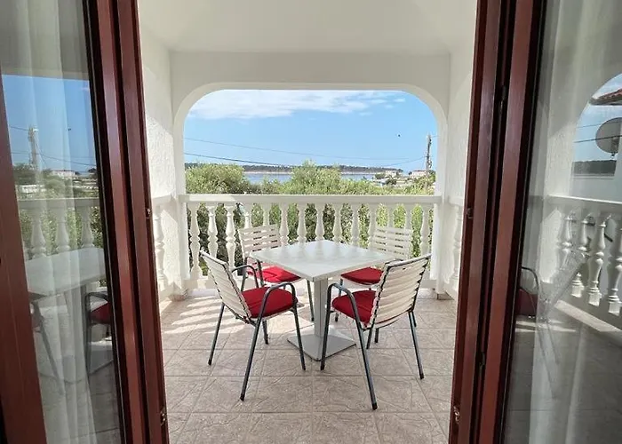 Gasthuis Apartments&rooms Lanča 3*